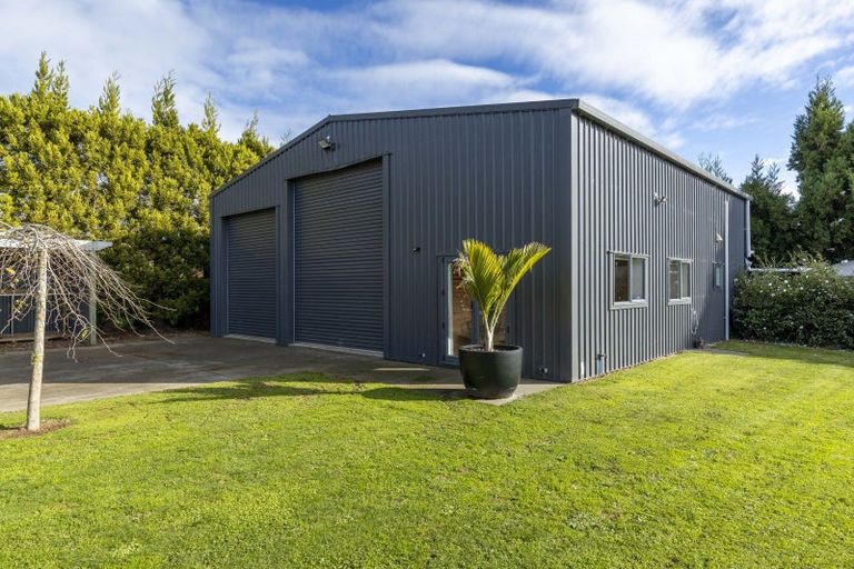 Photo of property in 1230 Egmont Road, Egmont Village, New Plymouth, 4372