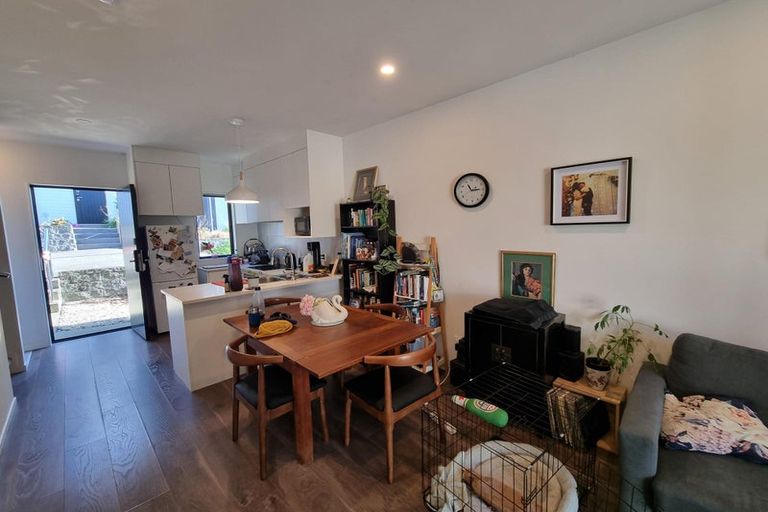 Photo of property in 81 Morihana Close, Glen Eden, Auckland, 0602