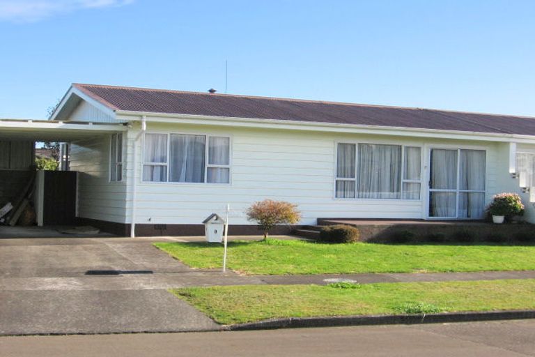 Photo of property in 8 Edwards Place, Terrace End, Palmerston North, 4410