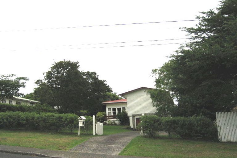 Photo of property in 69 Hillcrest Avenue, Hillcrest, Auckland, 0627