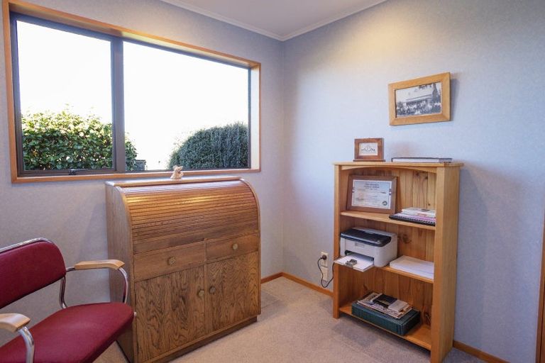 Photo of property in 9 Daley Place, Winton, 9720