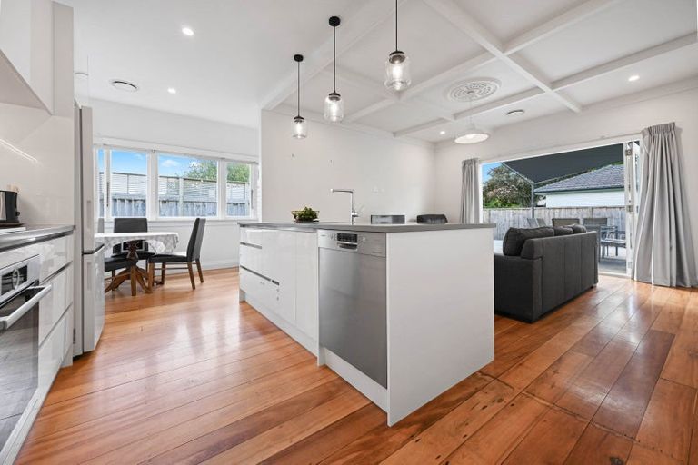 Photo of property in 37 Firth Street, Hamilton East, Hamilton, 3216