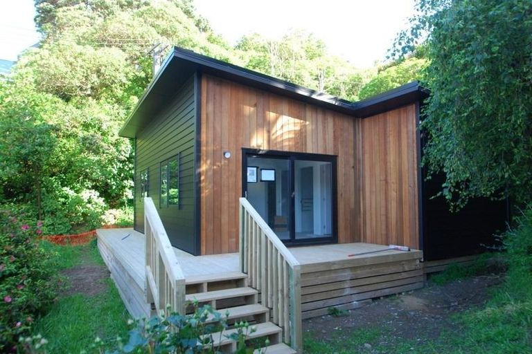 Photo of property in 6a Rangiora Avenue, Kaiwharawhara, Wellington, 6035