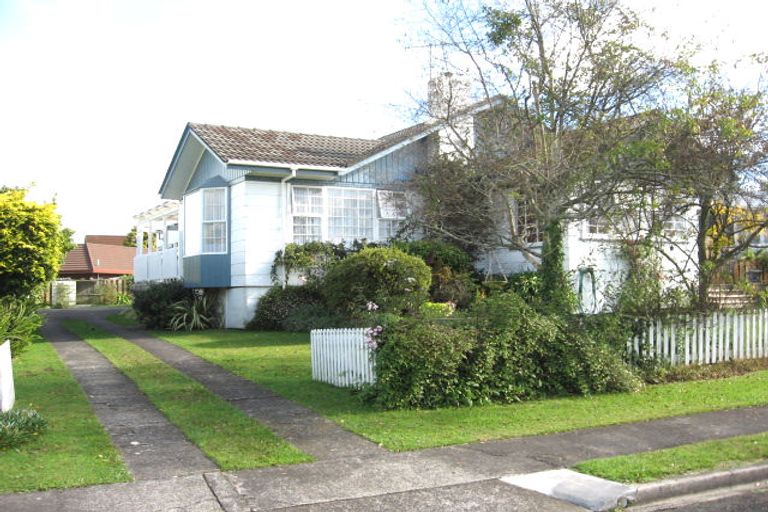 Photo of property in 3 Oxford Street, Tirau, 3410