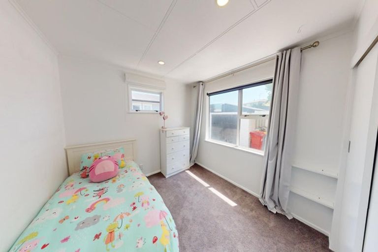Photo of property in 41 Karamea Crescent, Kelvin Grove, Palmerston North, 4414
