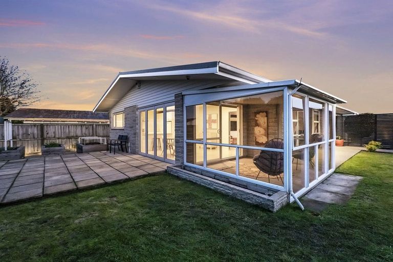 Photo of property in 20 Eastling Street, Bishopdale, Christchurch, 8053