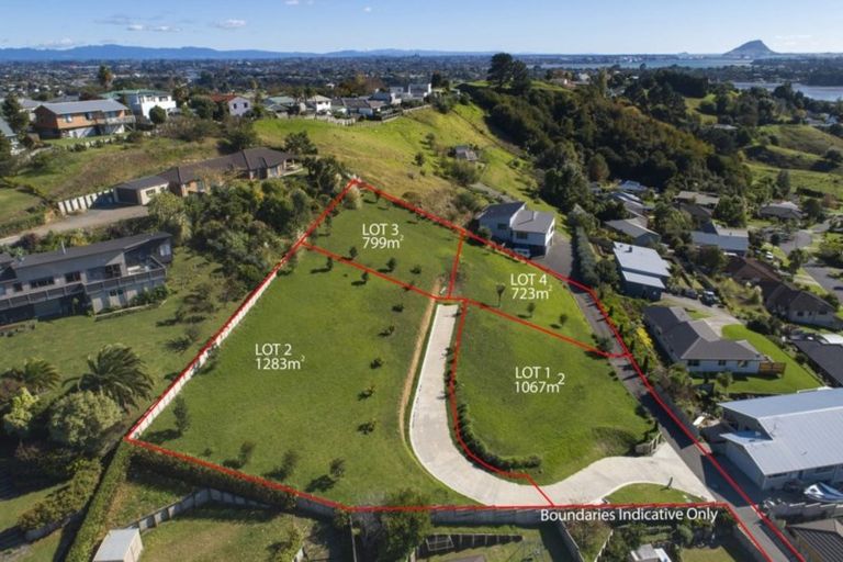 Photo of property in 21 Kite Way, Welcome Bay, Tauranga, 3112