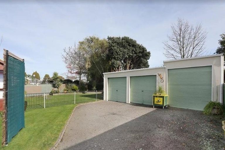 Photo of property in 12b Oxford Street, Marton, 4710