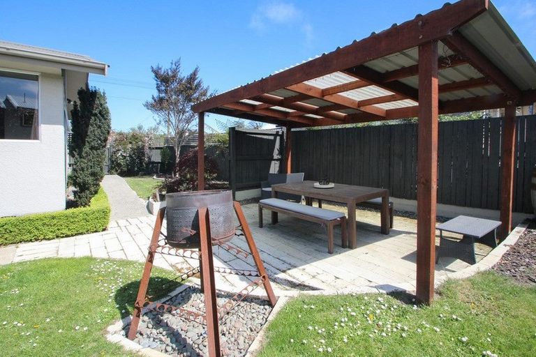Photo of property in 27 Glendale Crescent, Holmes Hill, Oamaru, 9401