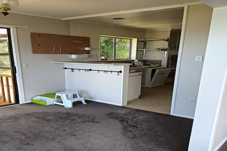 Photo of property in 7 Hibiscus Grove, Maungaraki, Lower Hutt, 5010