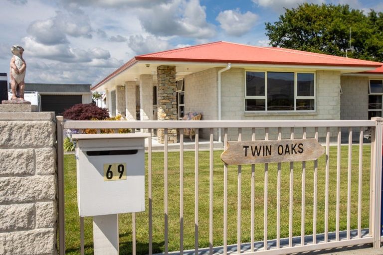 Photo of property in 69 Sowry Road, Woodville, 4920