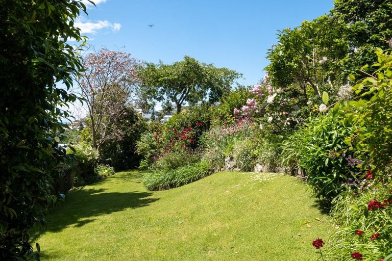 Photo of property in 35 Goldsmith Road, Hospital Hill, Napier, 4110