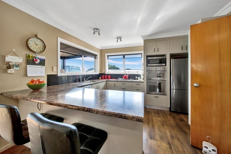 Photo of property in 10 Culzean Grove, Bell Block, New Plymouth, 4312