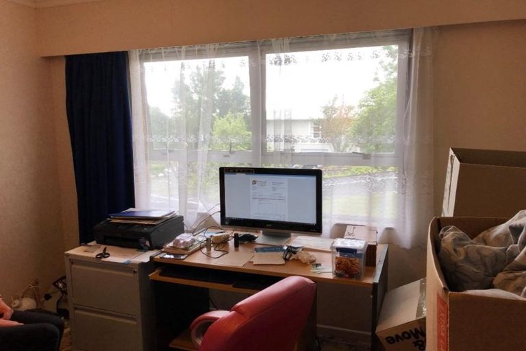 Photo of property in 12 Mountain Road, Morningside, Whangarei, 0110