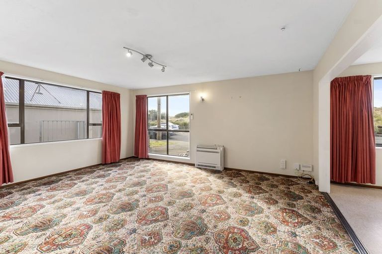 Photo of property in 54 Marine Parade, North New Brighton, Christchurch, 8083
