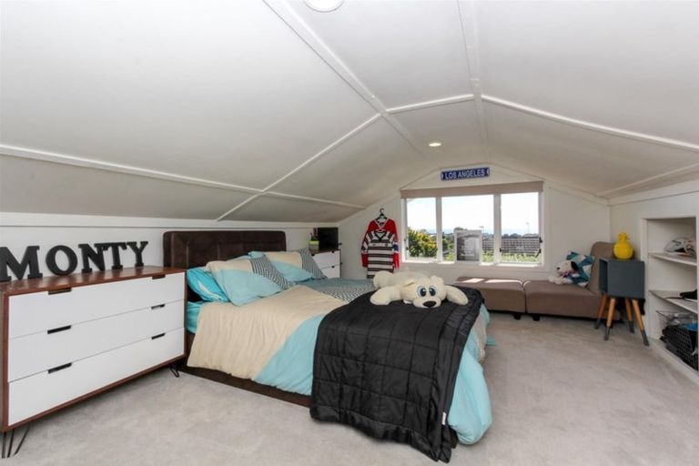 Photo of property in 18 David Street, Westown, New Plymouth, 4310