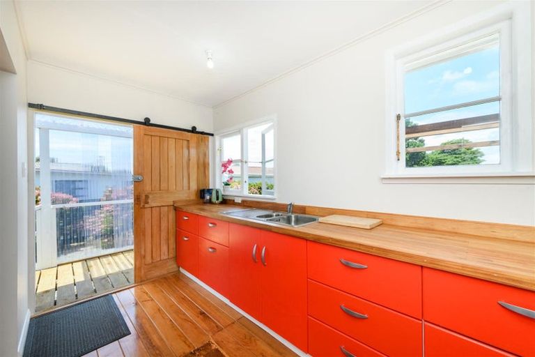 Photo of property in 25 Flower Street, Bulls, 4818