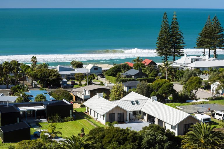 Photo of property in 13 Beach Cove, Wainui, Gisborne, 4010