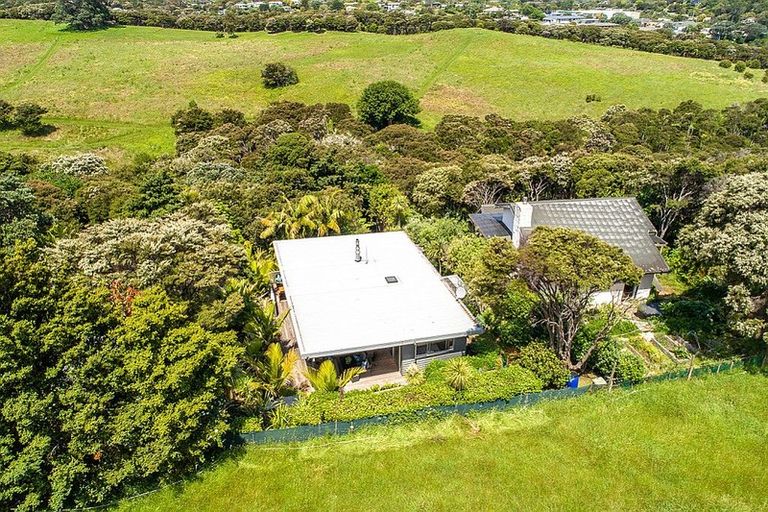 Photo of property in 45 Wilma Road, Ostend, Waiheke Island, 1081