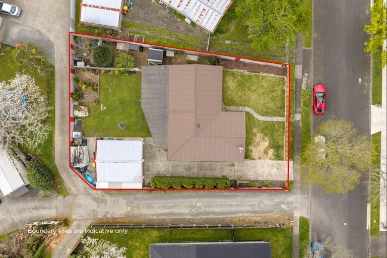 Photo of property in 66 Oakfield Crescent, Pukete, Hamilton, 3200