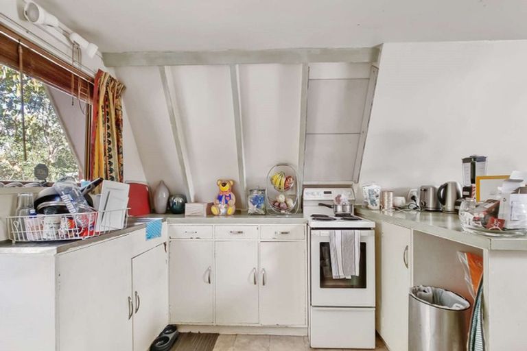 Photo of property in 28 Neil Road, Fairy Springs, Rotorua, 3015