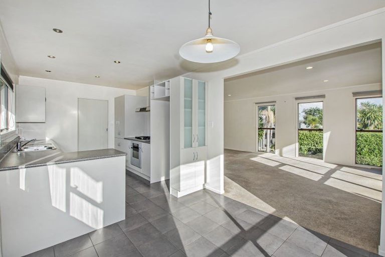 Photo of property in 12 Lockesley Place, Onerahi, Whangarei, 0110