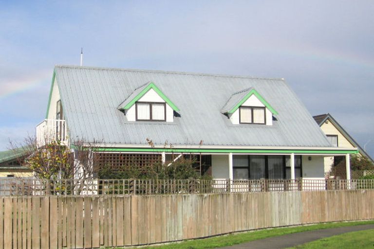 Photo of property in 9 Ted Harpur Place, Onekawa, Napier, 4110