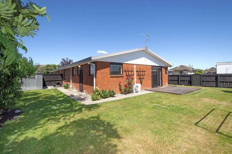Photo of property in 1/64 Manurere Street, Hei Hei, Christchurch, 8042
