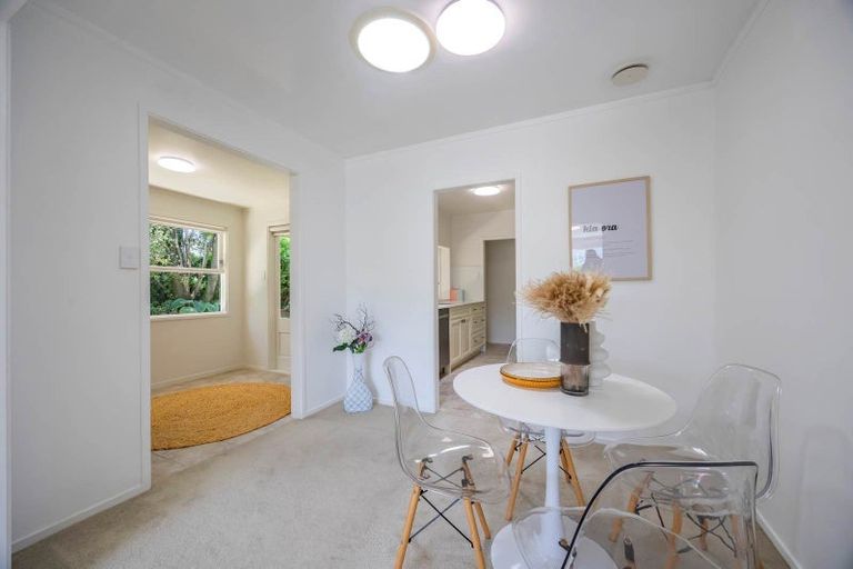 Photo of property in 2/89 Diana Drive, Glenfield, Auckland, 0627