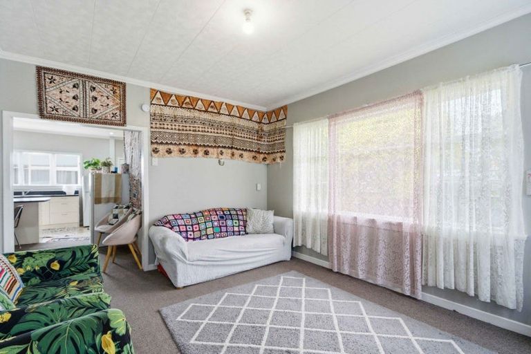 Photo of property in 20 Conyers Street, Georgetown, Invercargill, 9812