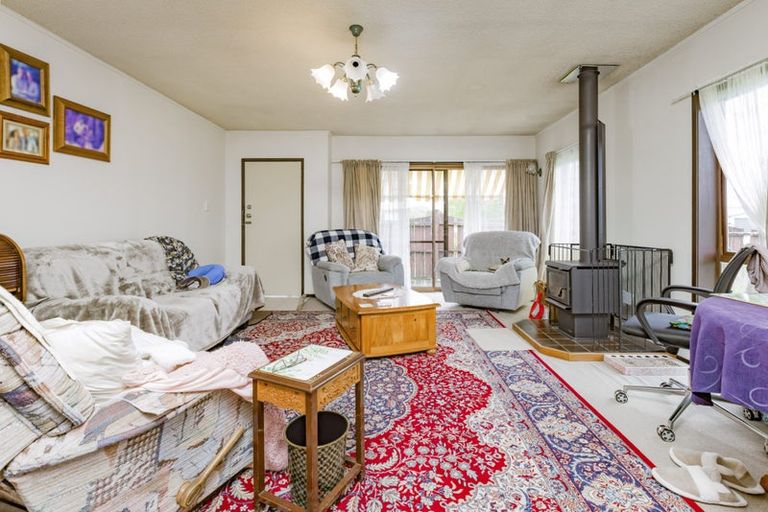 Photo of property in 1/49 Fernaig Street, Papakura, 2110