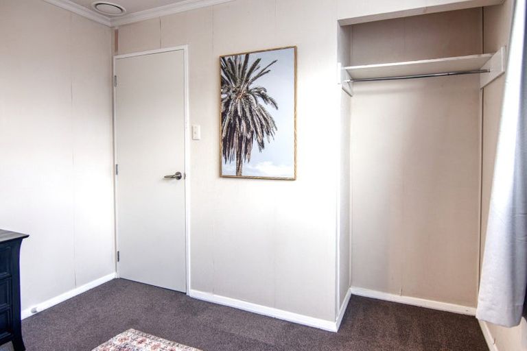 Photo of property in 976c Tremaine Avenue, Roslyn, Palmerston North, 4414