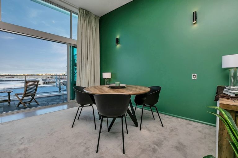 Photo of property in Shed 20 Princes Wharf Apartments, 48a/139 Quay Street, Auckland Central, Auckland, 1010