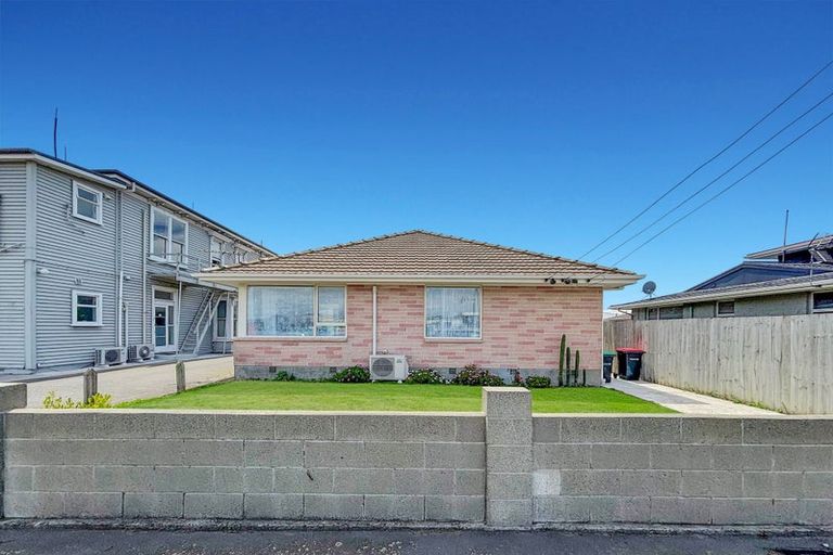 Photo of property in 72 Hawke Street, New Brighton, Christchurch, 8083