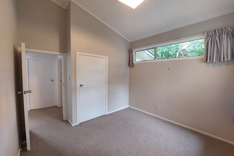 Photo of property in 134g Huatoki Street, Frankleigh Park, New Plymouth, 4310