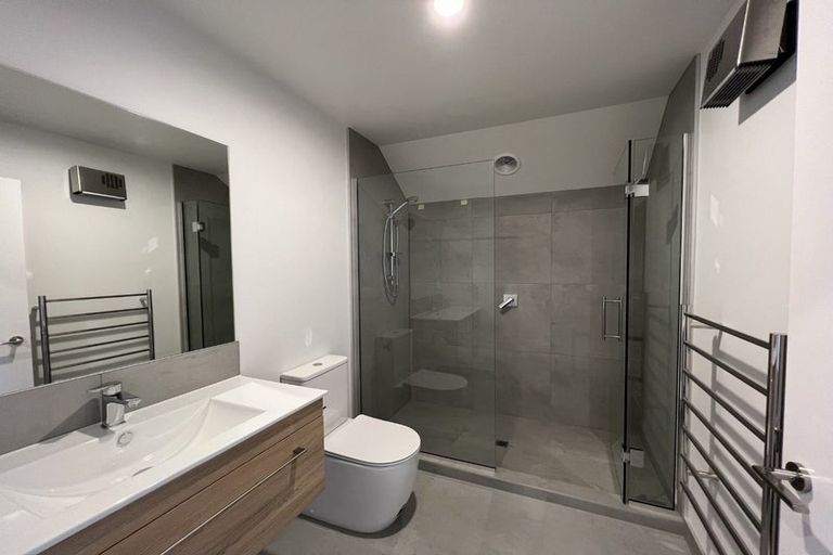 Photo of property in 2/142 Milton Street, Somerfield, Christchurch, 8024