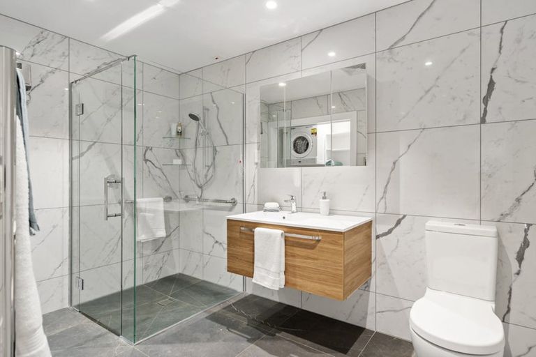 Photo of property in 14/30 Ambassador Glade, Orewa, 0931