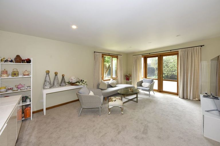 Photo of property in 90 Totara Street, Riccarton, Christchurch, 8041