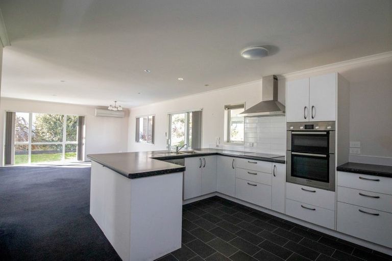 Photo of property in 24 Ohinemuri Place, Paeroa, 3600