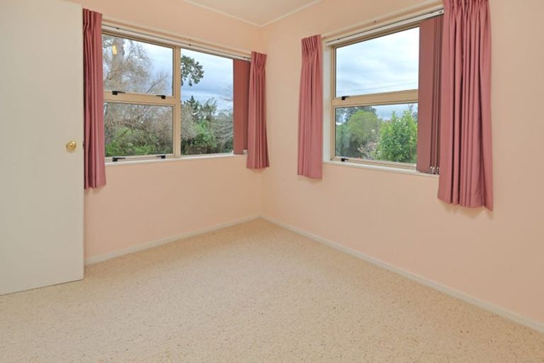 Photo of property in 139a Flanshaw Road, Te Atatu South, Auckland, 0610
