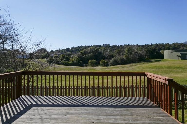 Photo of property in 11 Wembley Place, Richmond Heights, Taupo, 3330