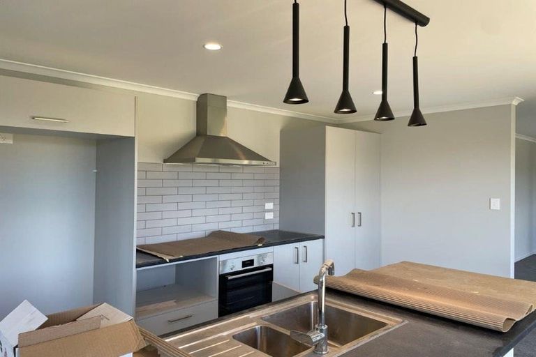 Photo of property in 11 Godwit Lane, Welcome Bay, Tauranga, 3112