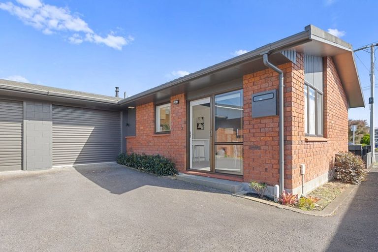 Photo of property in 1/41 Fulford Street, New Plymouth, 4310