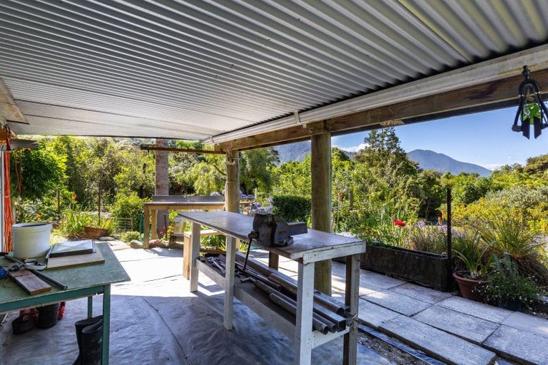 Photo of property in 236 Moetapu Bay Road, Moetapu Bay, Picton, 7282