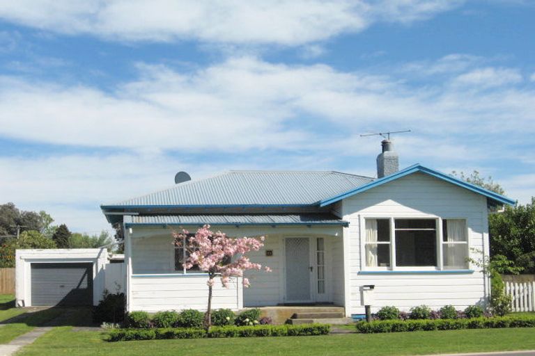 Photo of property in 11 Wellington Street, Te Hapara, Gisborne, 4010