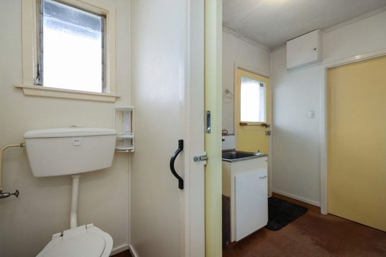 Photo of property in 137 Mcmurdo Street, Tinwald, Ashburton, 7700