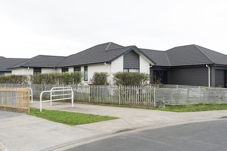 Photo of property in 2/34 Maggie Place, Chartwell, Hamilton, 3281