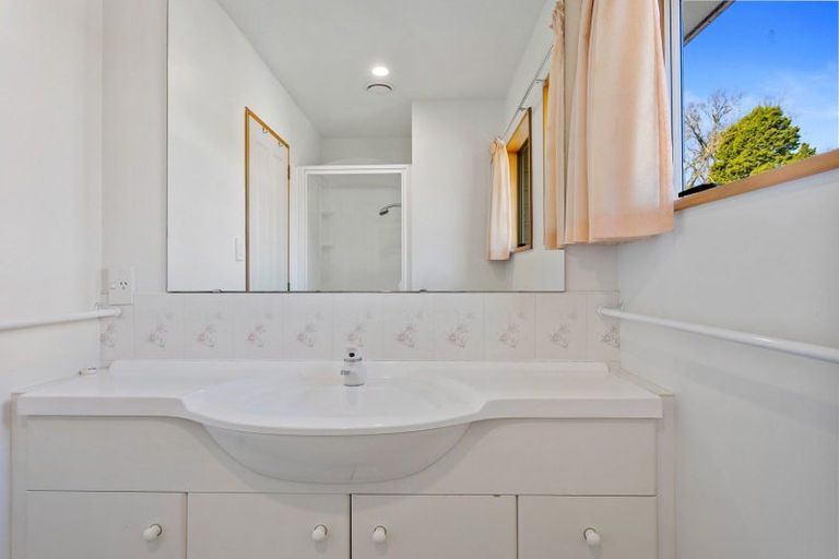 Photo of property in 2 Hurunui Street, Cracroft, Christchurch, 8025