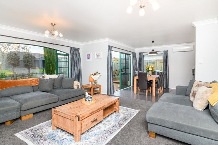 Photo of property in 113 Parnell Heights, Kelvin Grove, Palmerston North, 4414