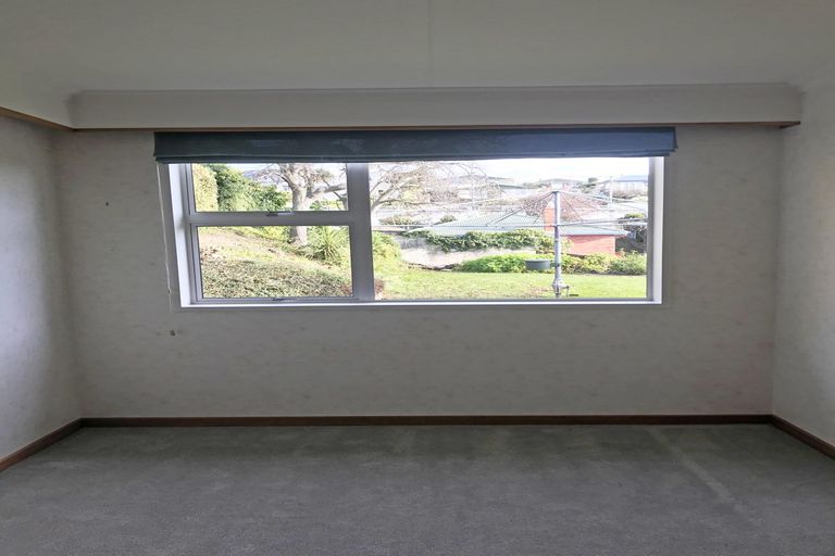 Photo of property in 16 Ure Street, South Hill, Oamaru, 9400